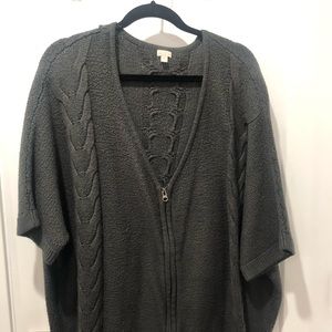 24th & Union Gray Sweater/tunic (short-sleeve)